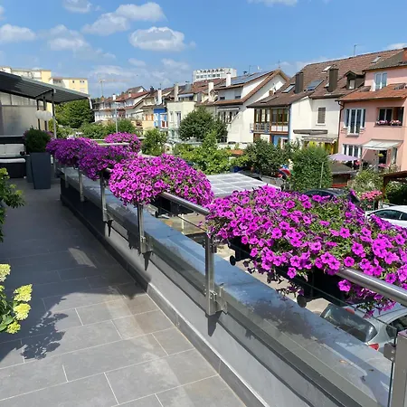 Guenstige Zimmer-unterkunft Mit Gemeinschaftsbad Apartament